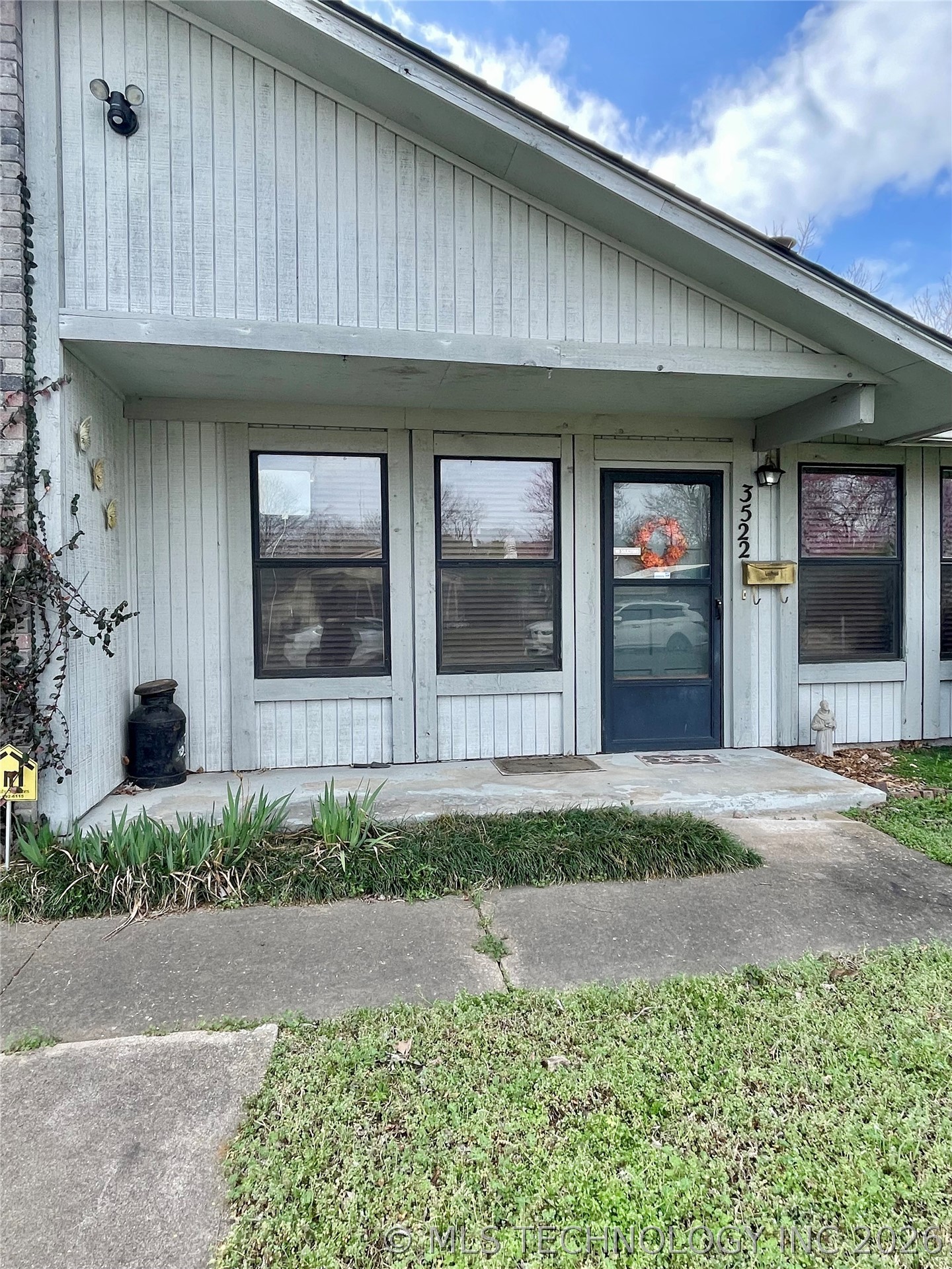 3522 W 42nd Place Property Photo 2