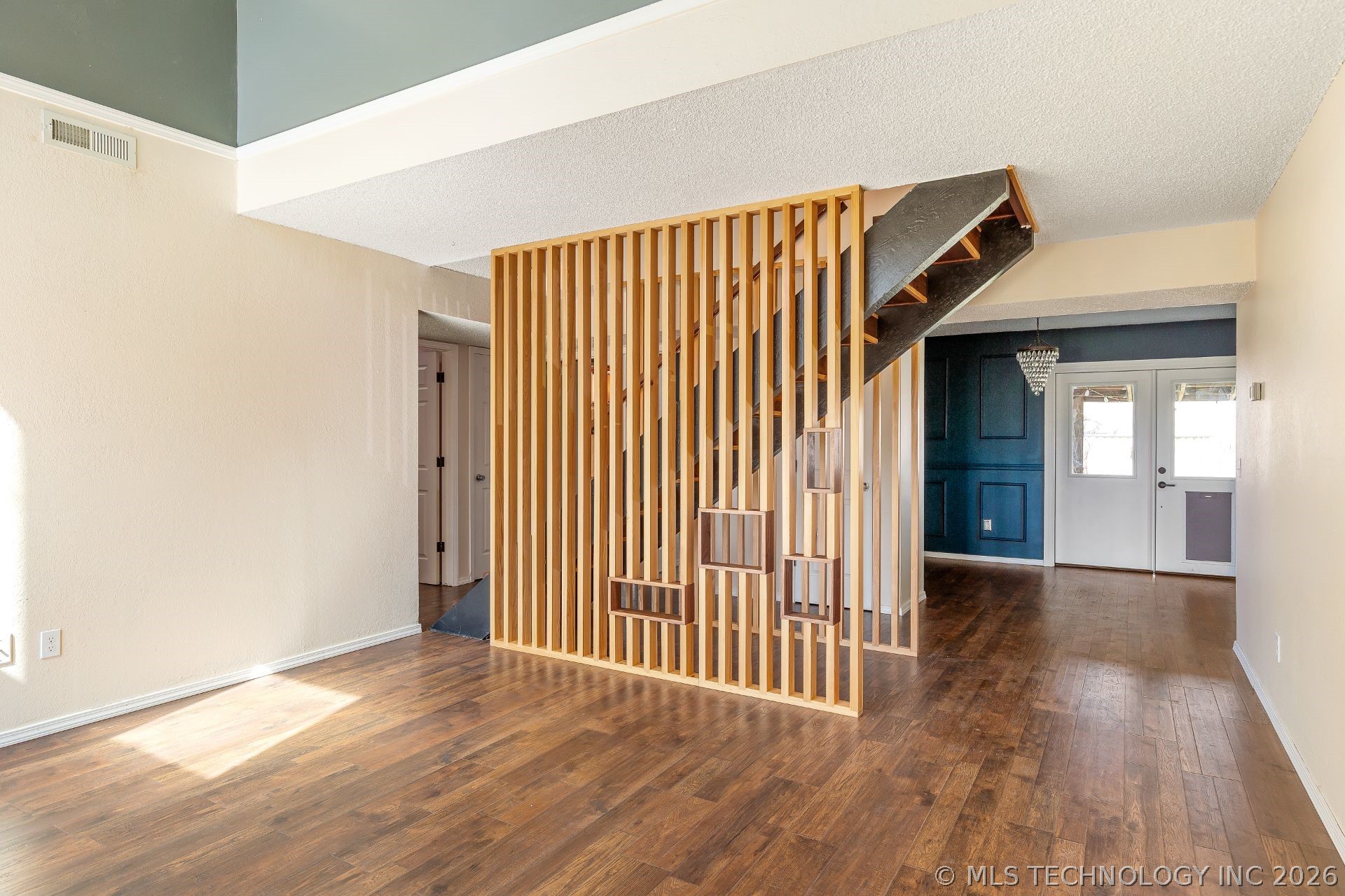 4218 W Toledo Court Property Photo 6
