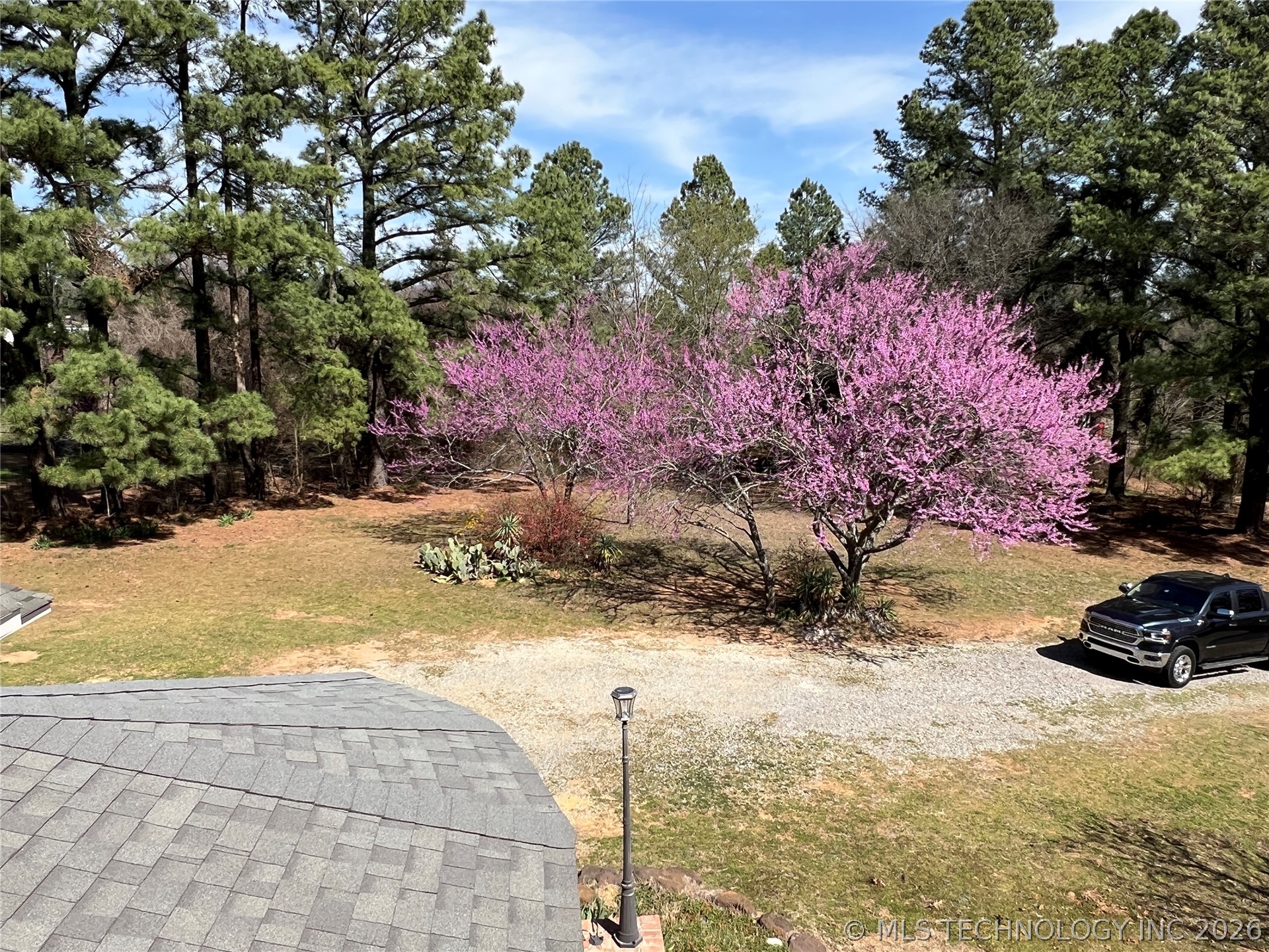 3075 Sawmill Property Photo 27