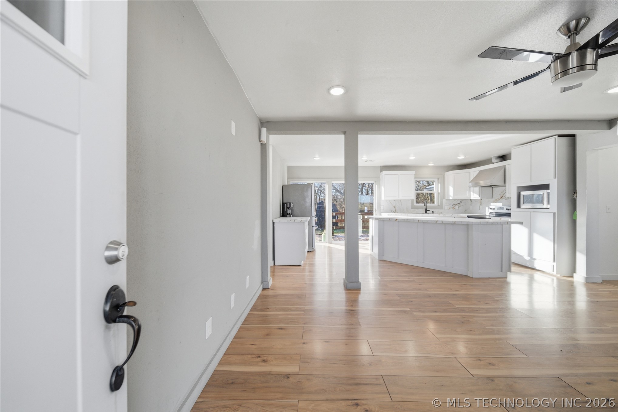 14710 W Line Street Property Photo 7