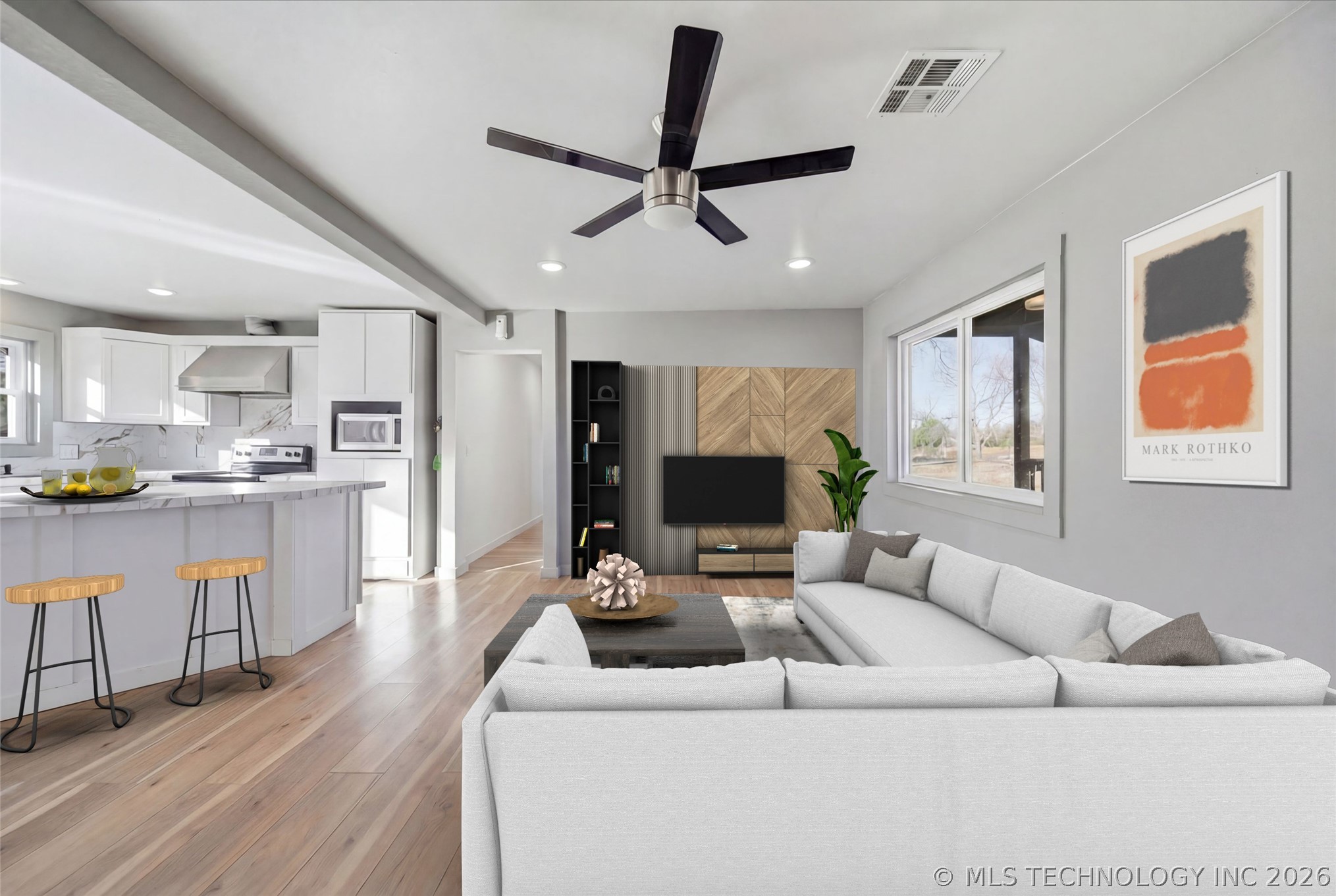 14710 W Line Street Property Photo 10