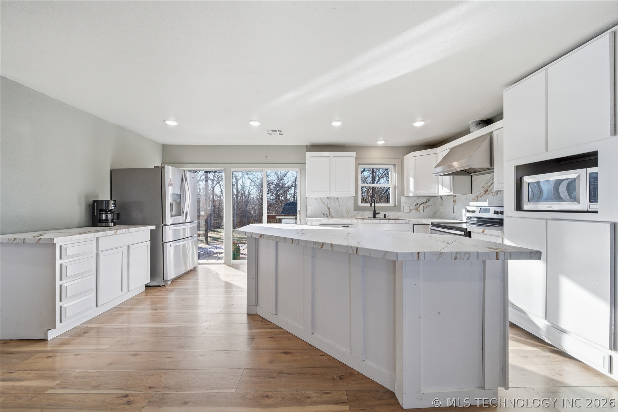 14710 W Line Street Property Photo 13