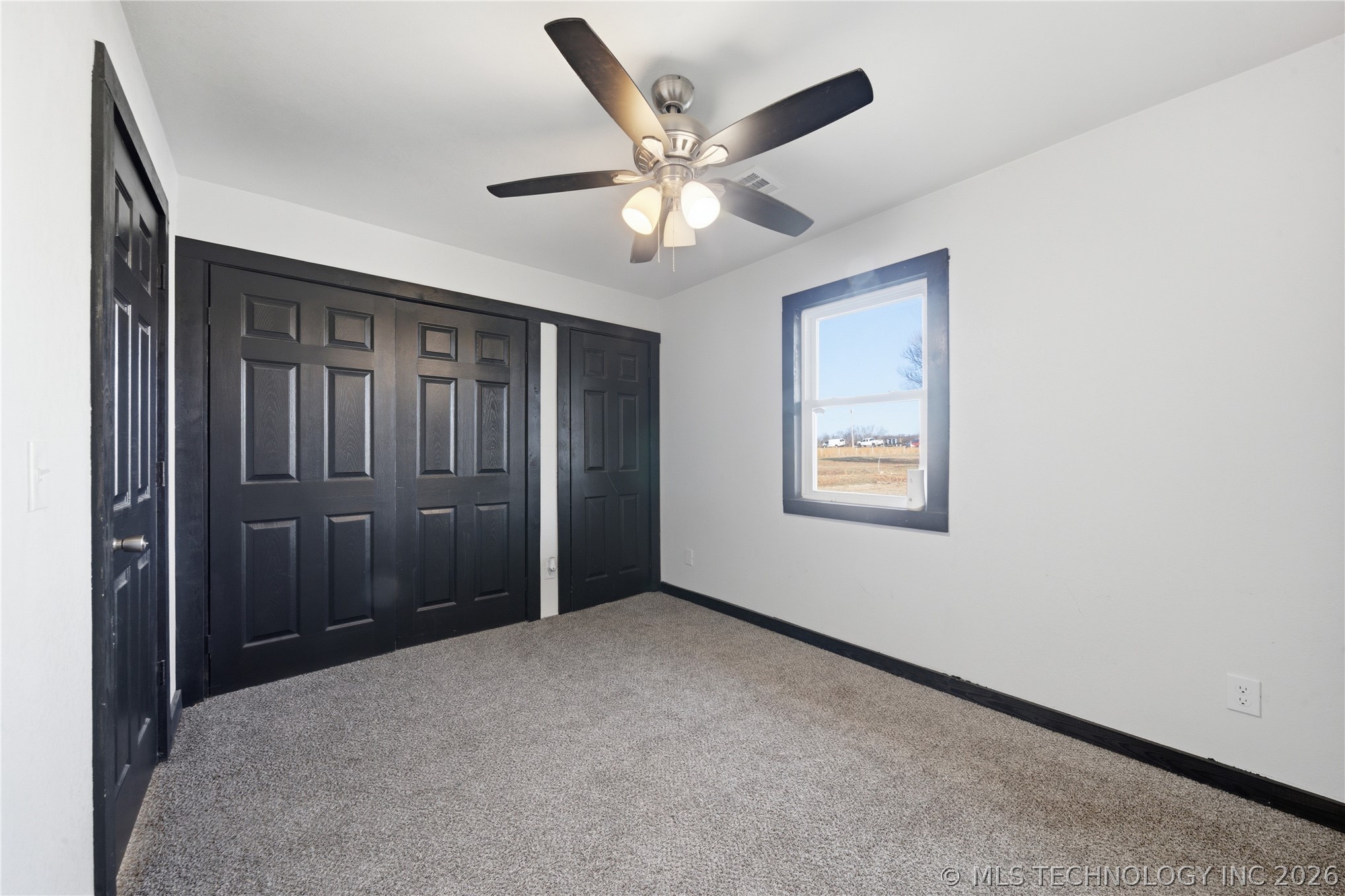 14710 W Line Street Property Photo 29