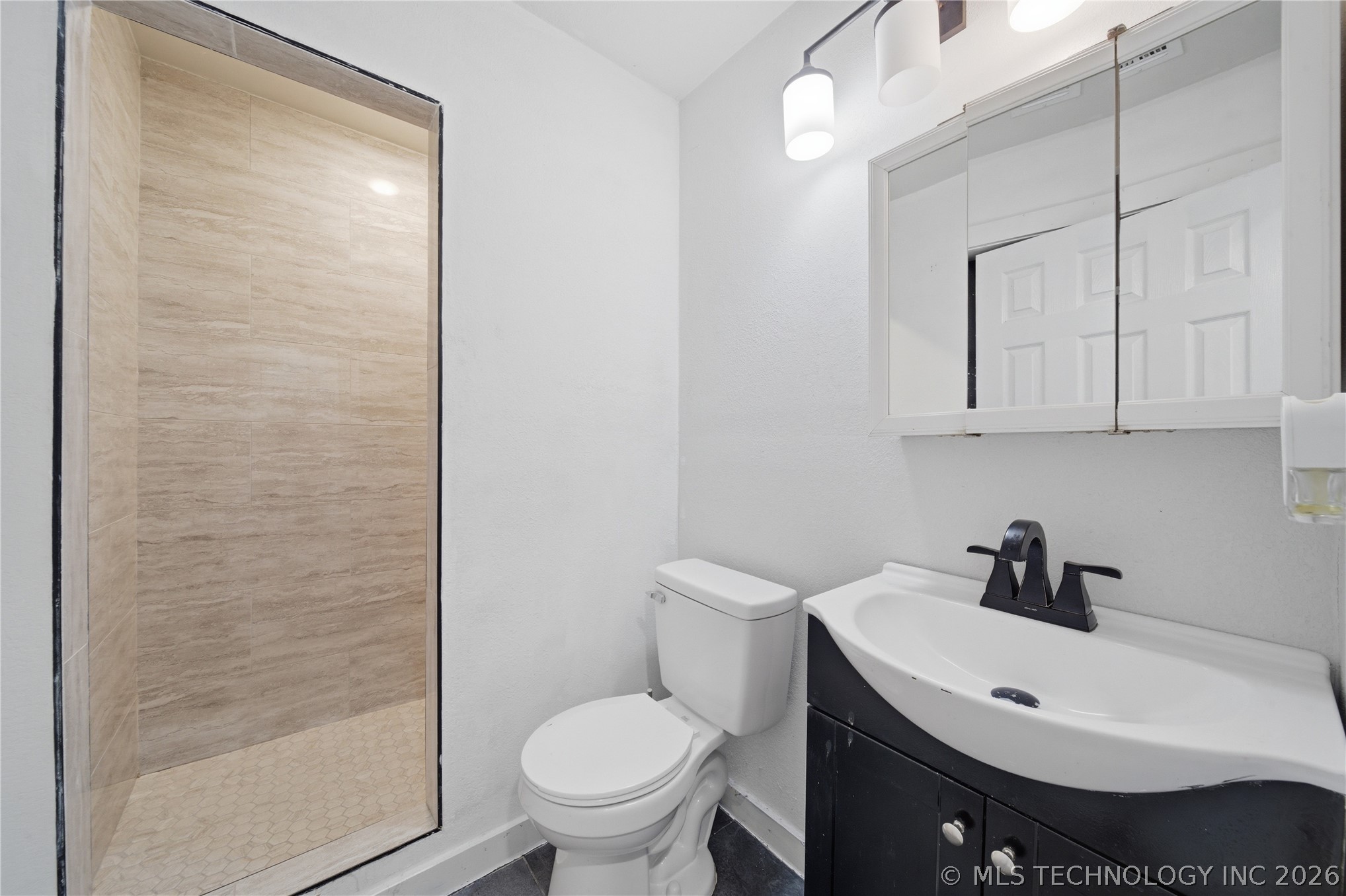 14710 W Line Street Property Photo 30