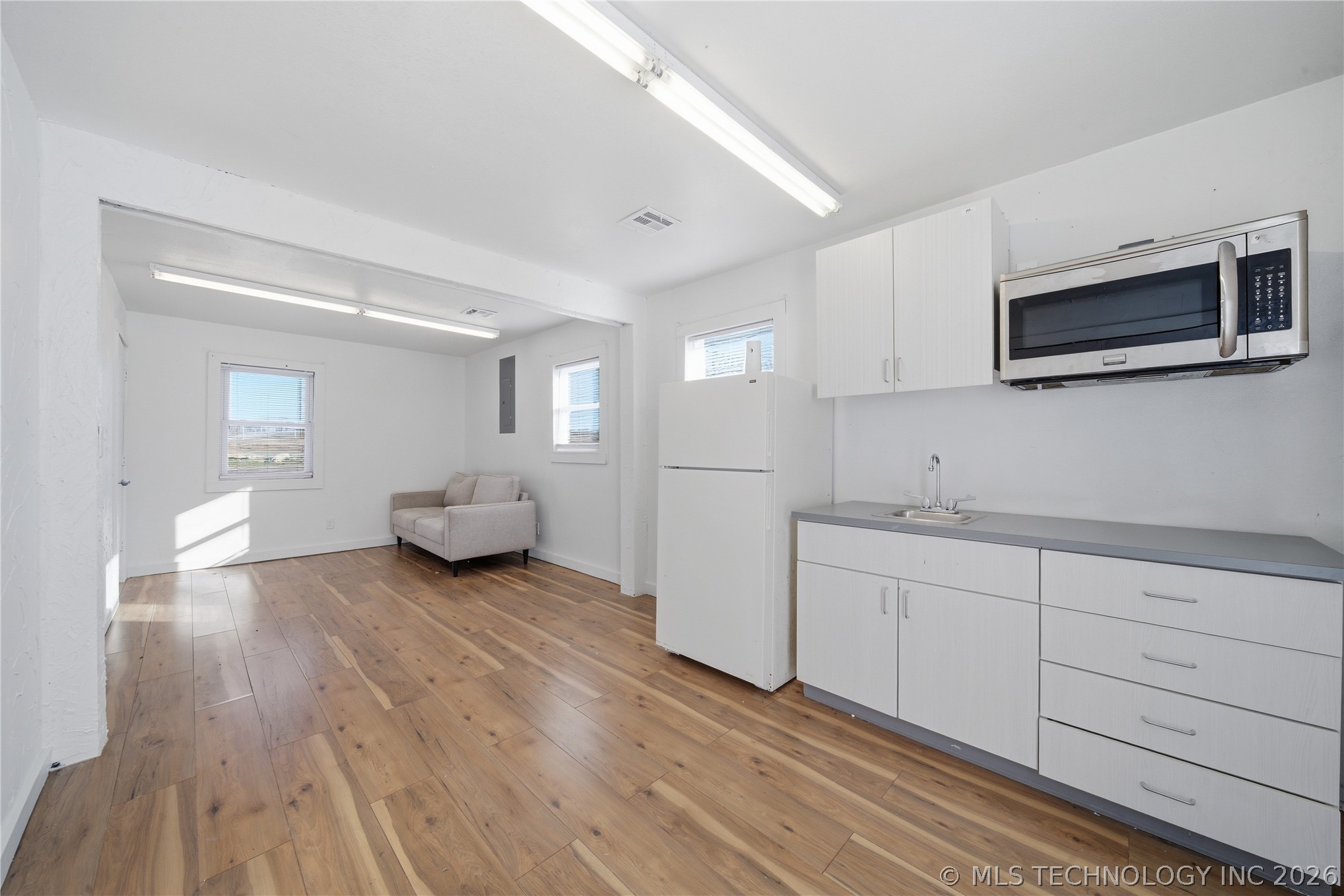 14710 W Line Street Property Photo 33