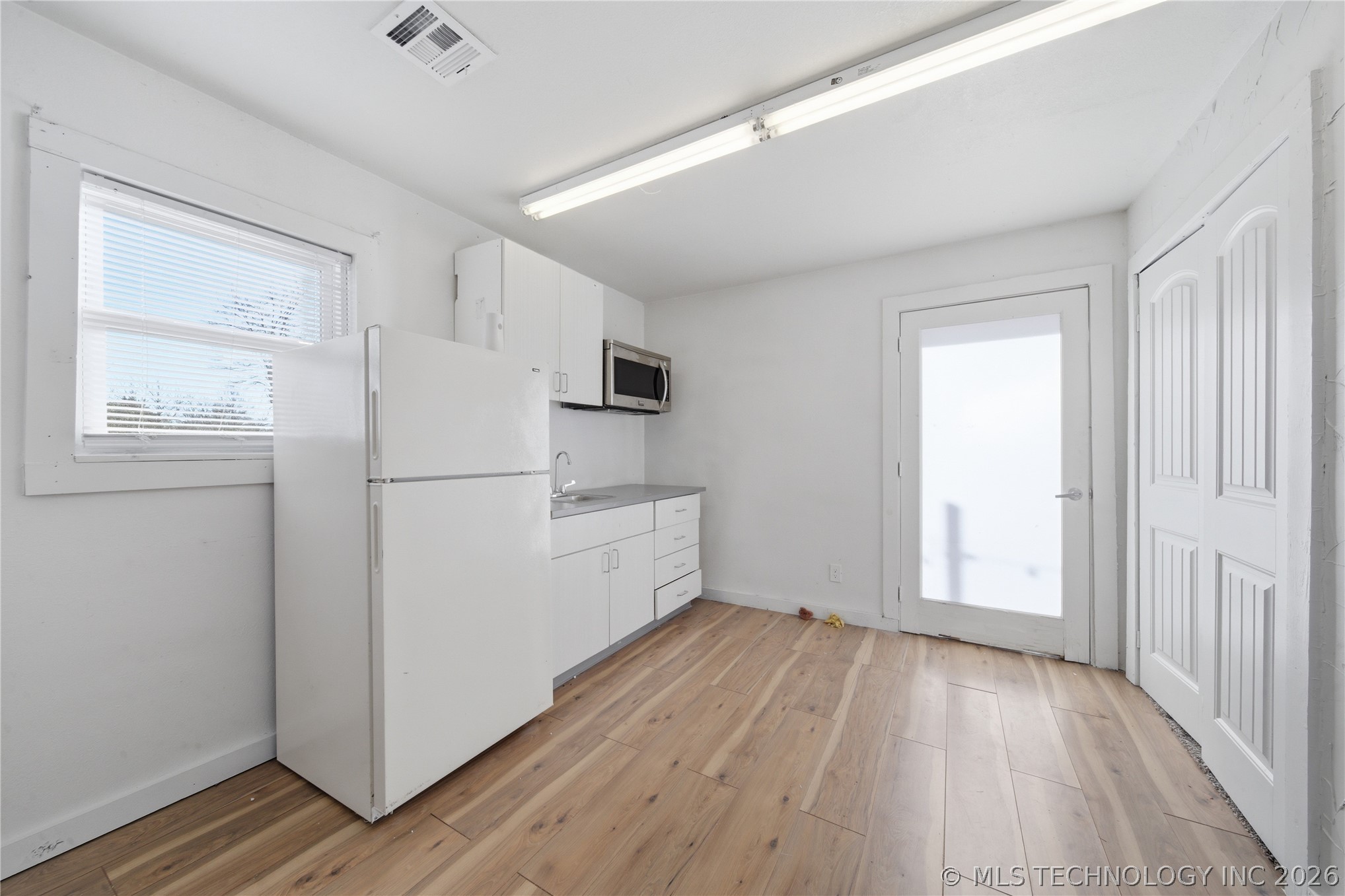 14710 W Line Street Property Photo 36