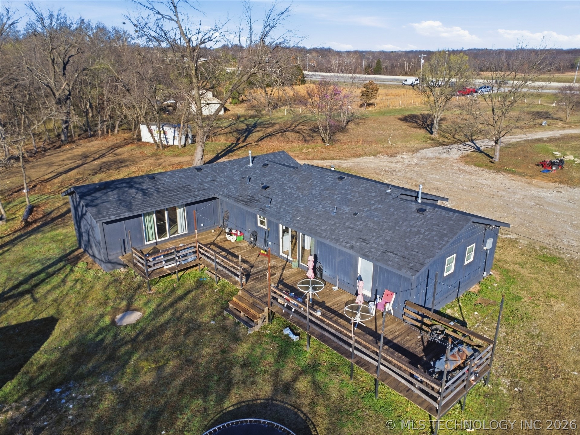 14710 W Line Street Property Photo 40