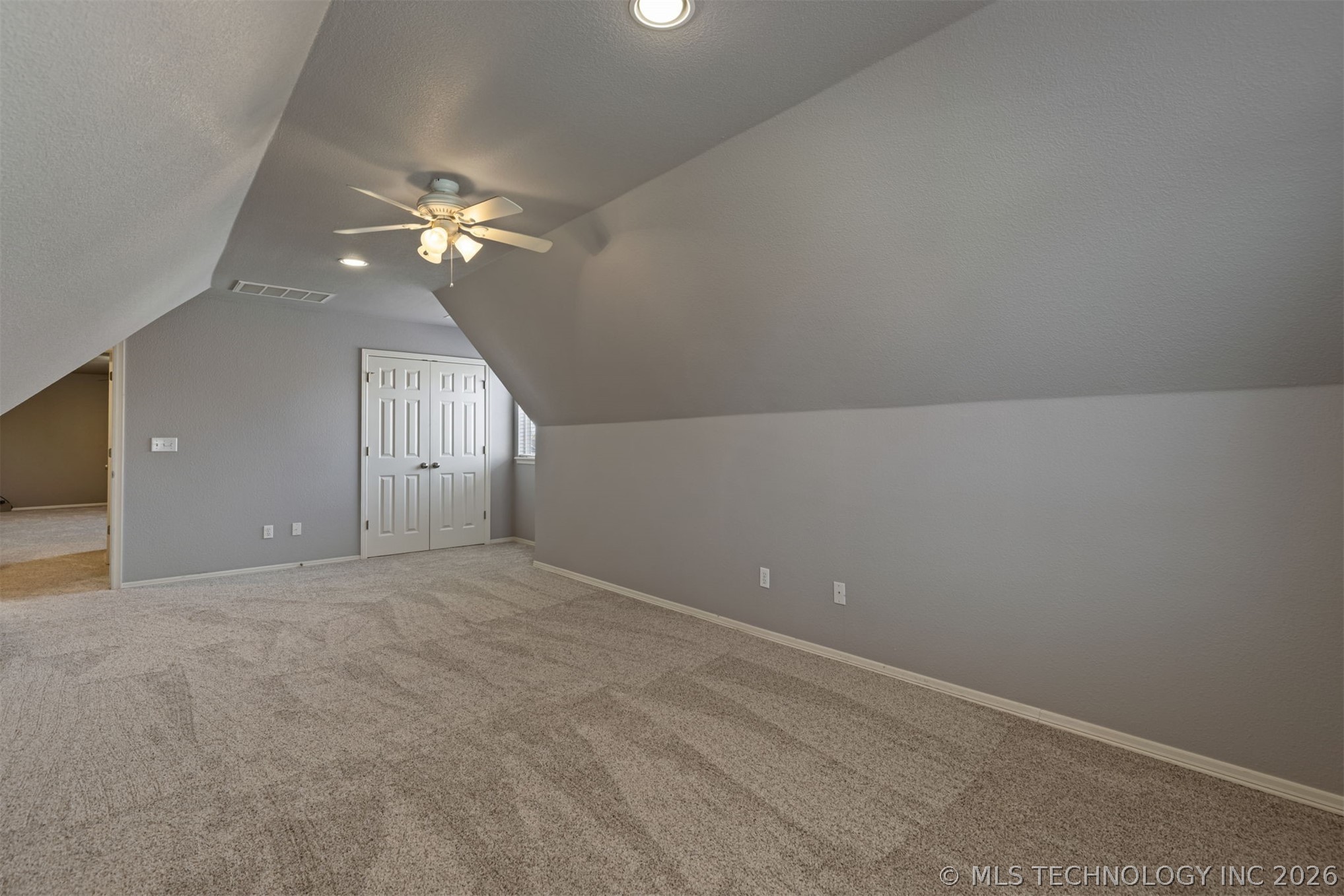 14002 E 90th Street North Property Photo 37
