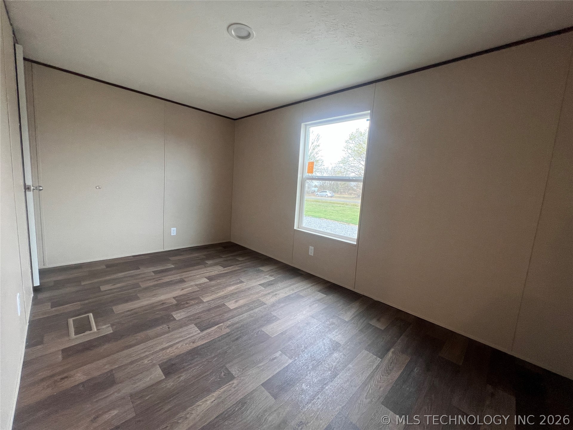00 Harper Valley Road Property Photo 8