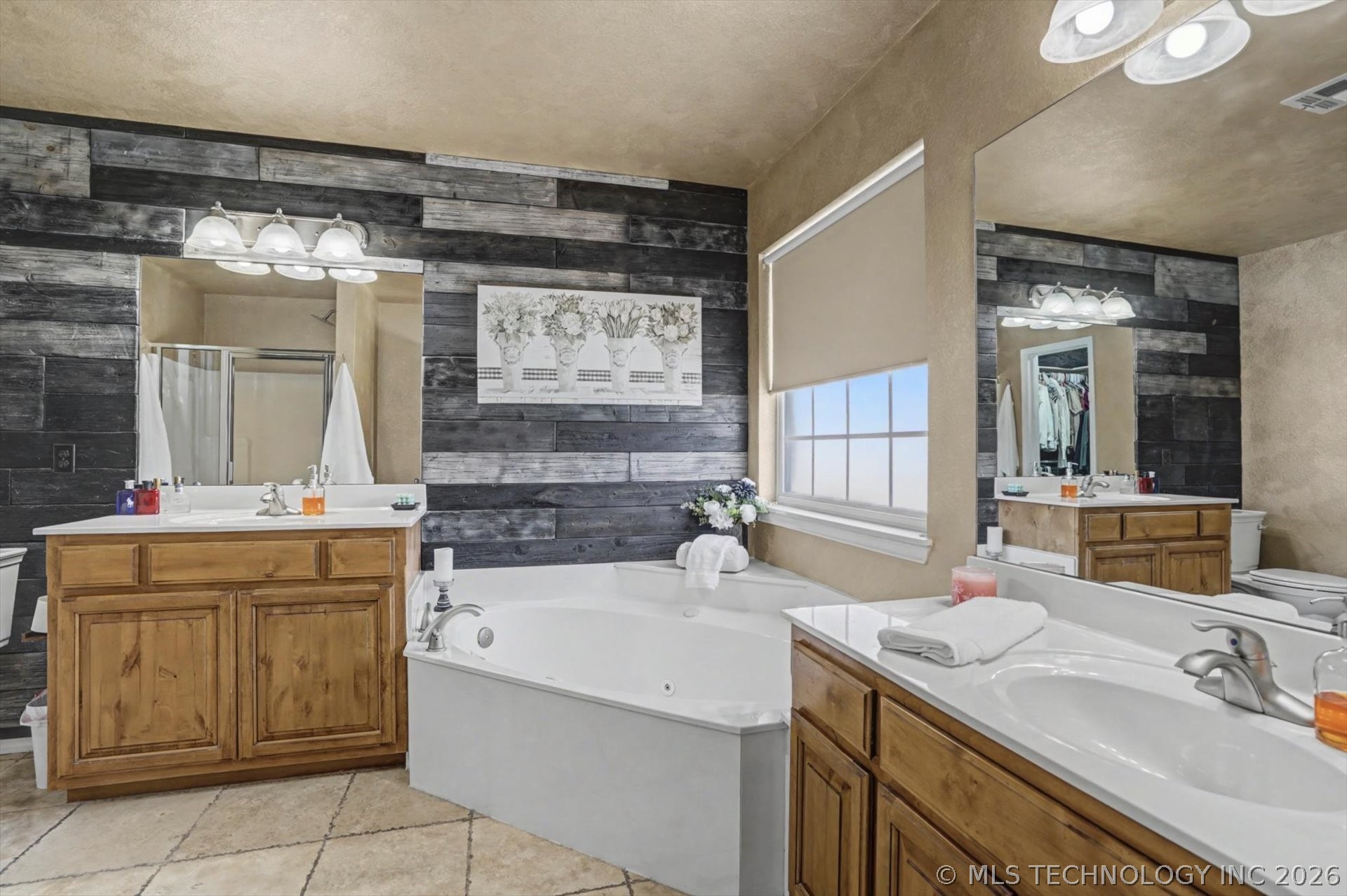 909 S Desert Palm Avenue Property Photo 16
