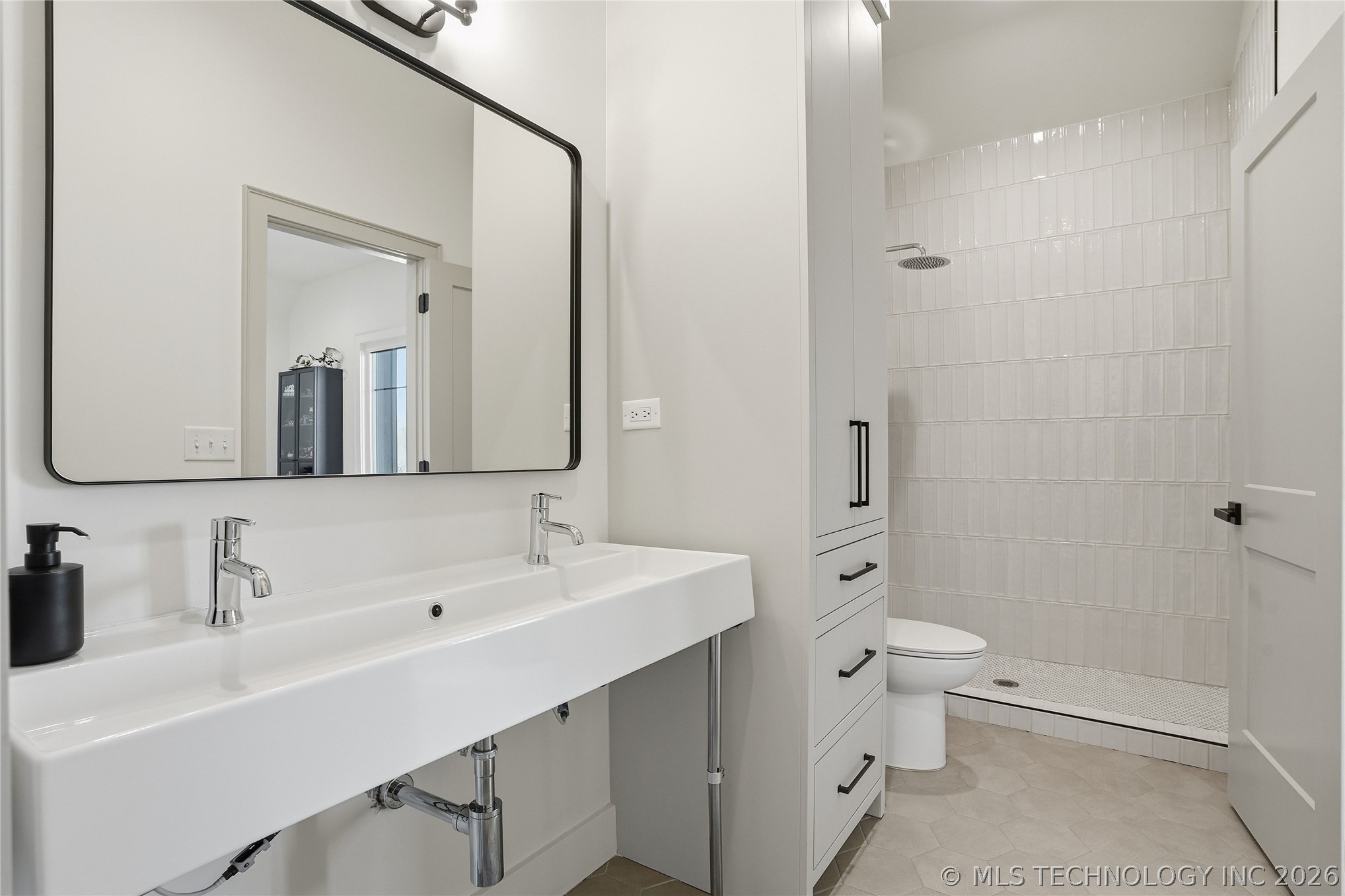 605 E Florence Street Property Photo 62