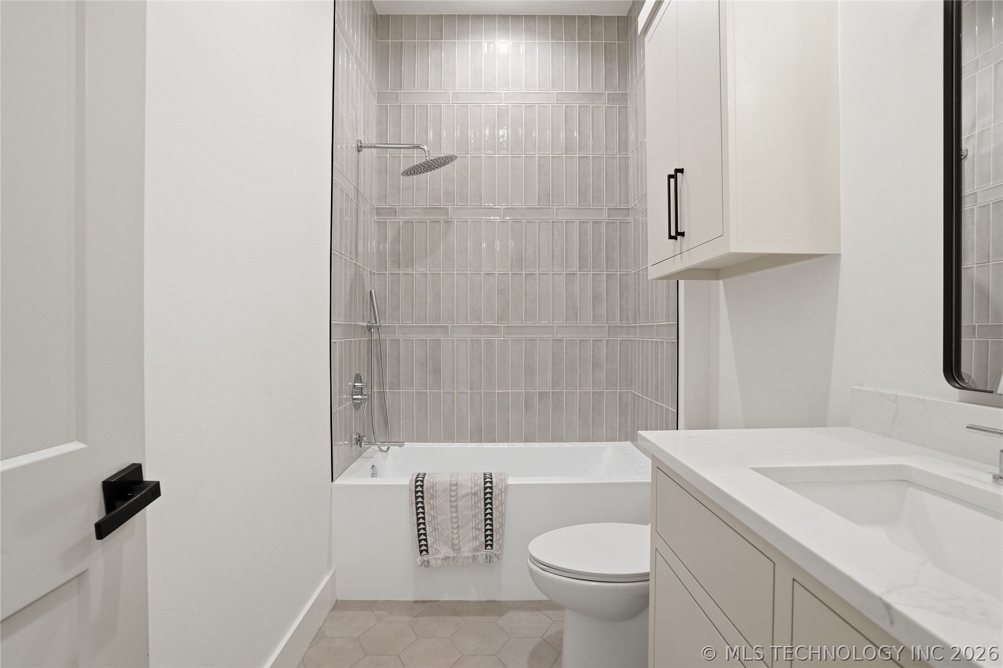 605 E Florence Street Property Photo 63