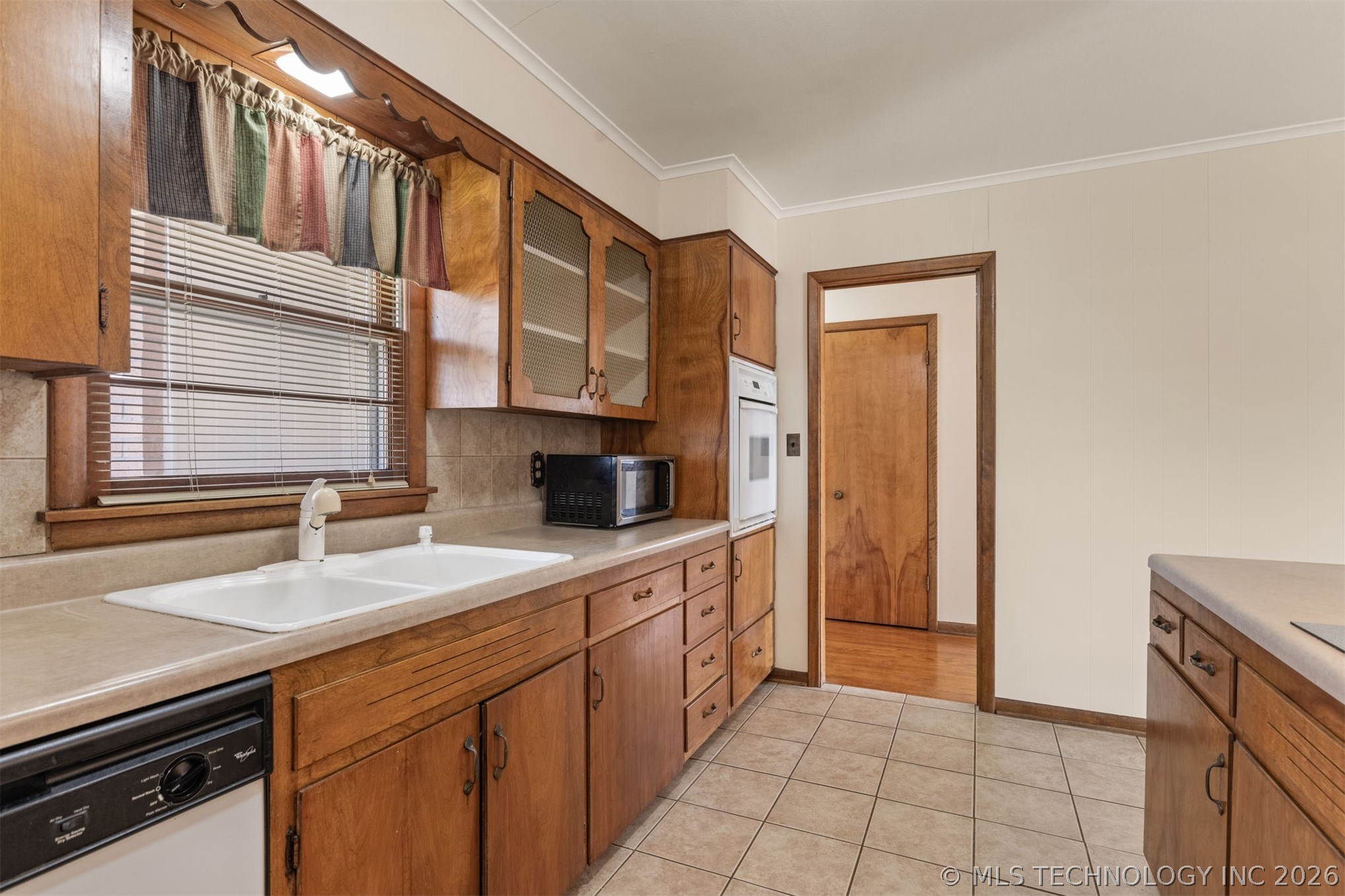 2608152 Property Photo 25
