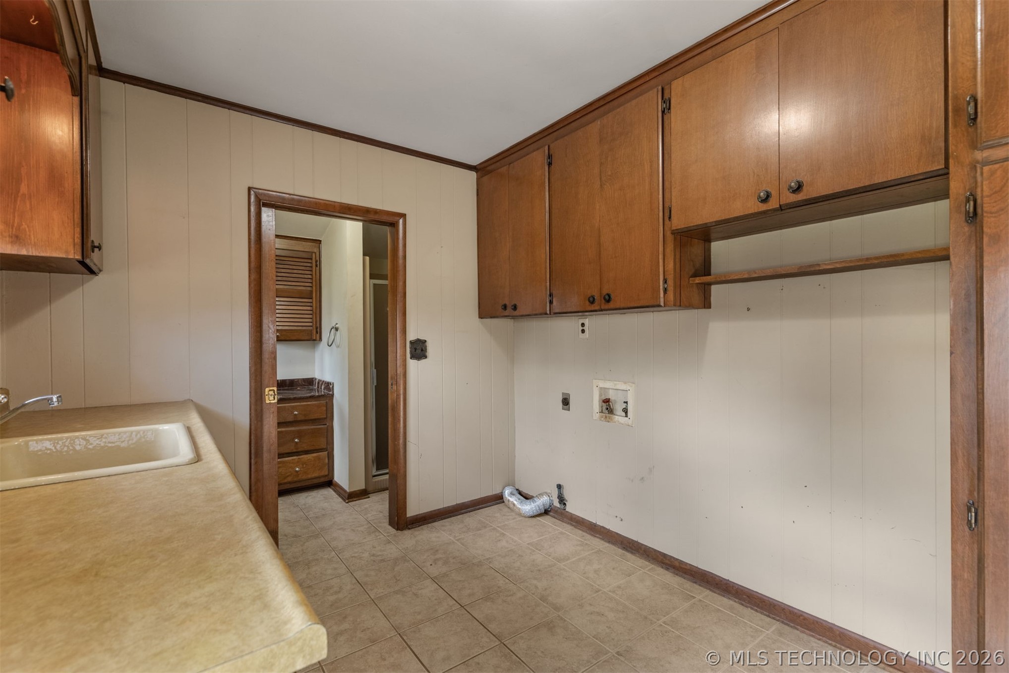 2608152 Property Photo 32