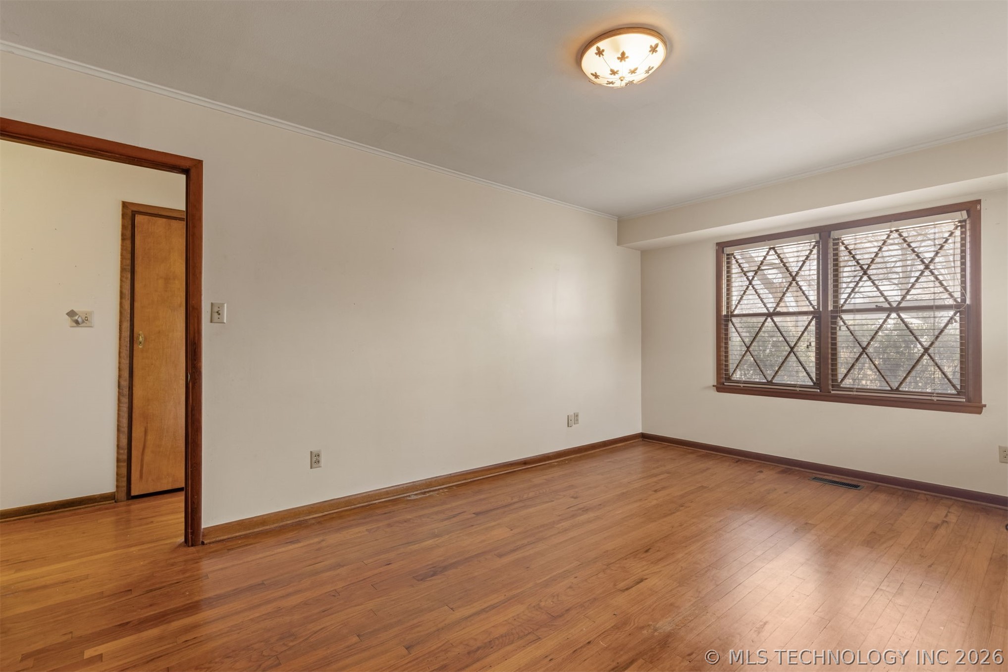 2608152 Property Photo 44