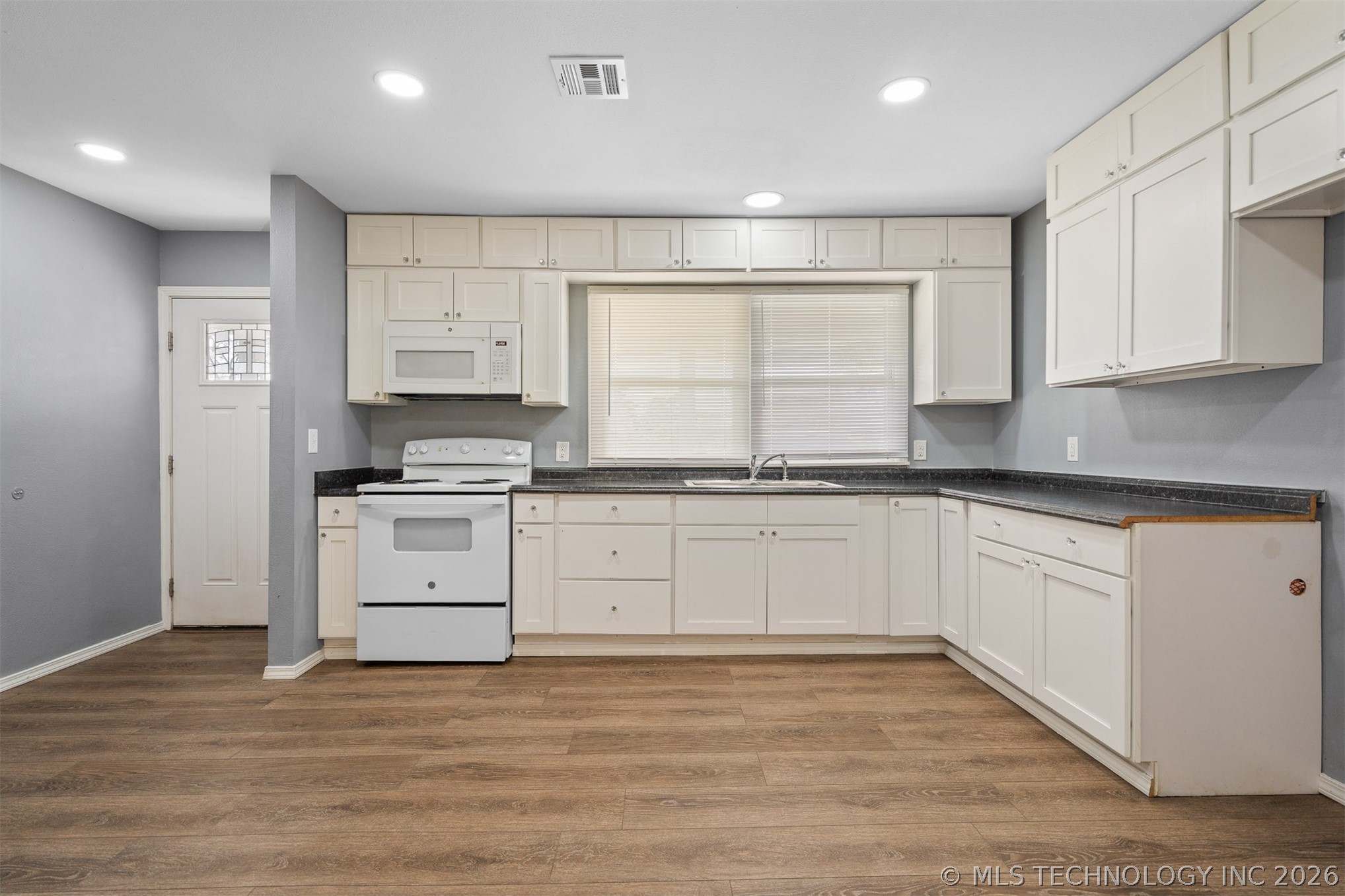 1908 Choctaw Avenue Property Photo 6