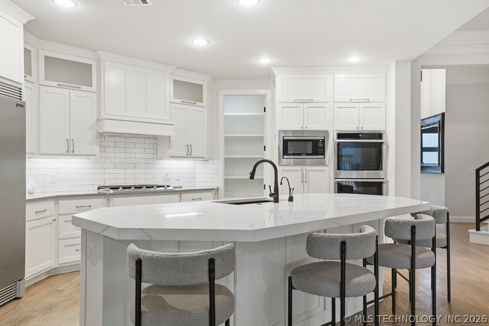 12015 S Urbana Avenue Property Photo 14
