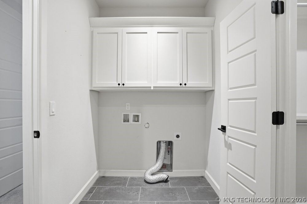12015 S Urbana Avenue Property Photo 24