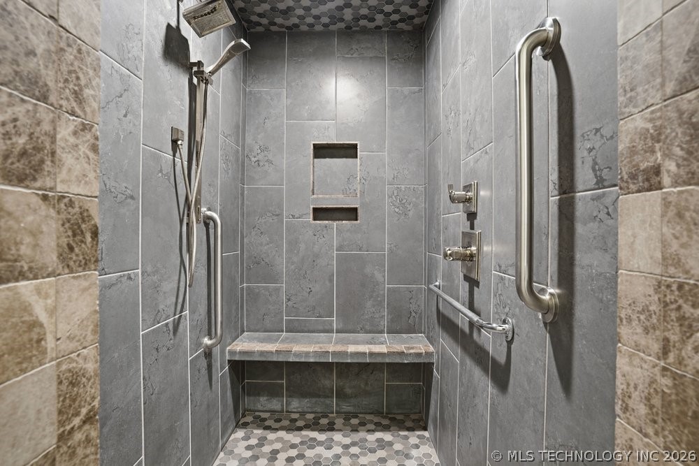 12015 S Urbana Avenue Property Photo 31