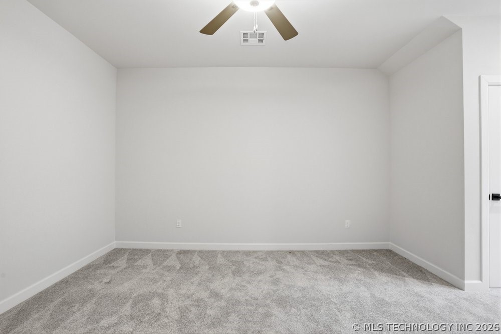 12015 S Urbana Avenue Property Photo 43