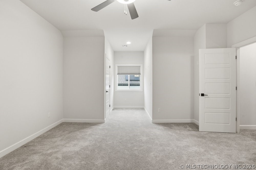 12015 S Urbana Avenue Property Photo 44