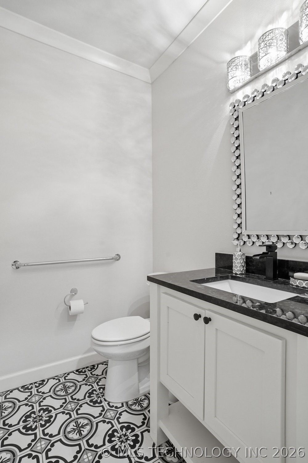 12015 S Urbana Avenue Property Photo 49