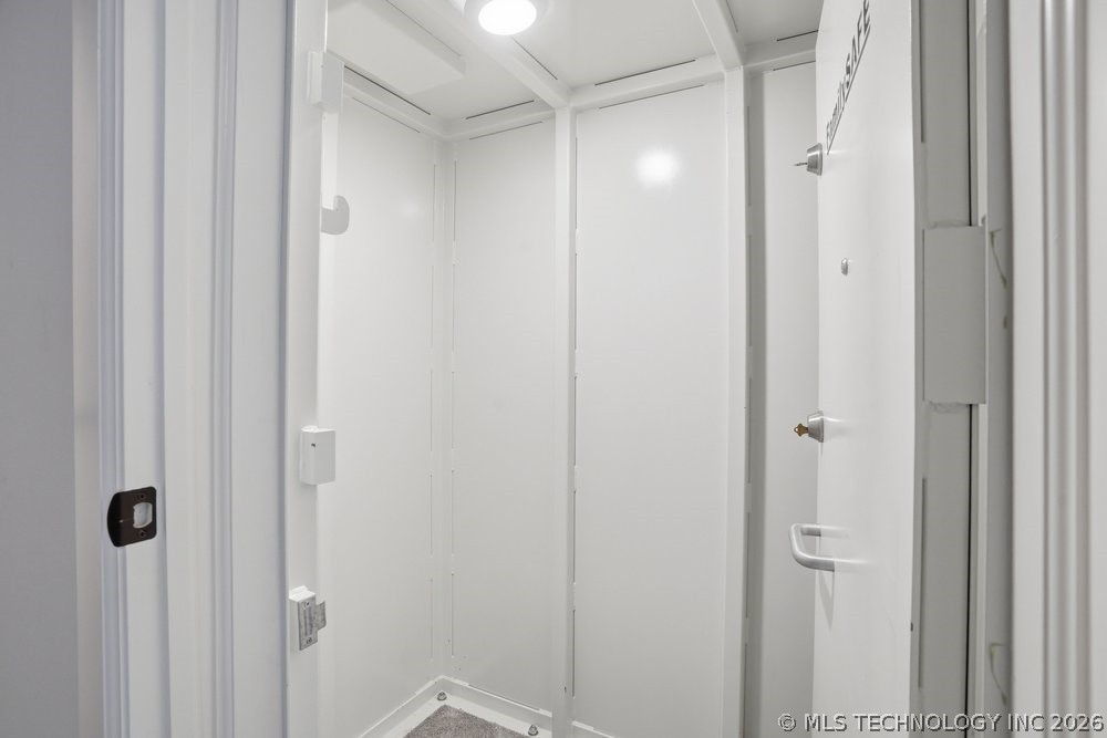 12015 S Urbana Avenue Property Photo 53