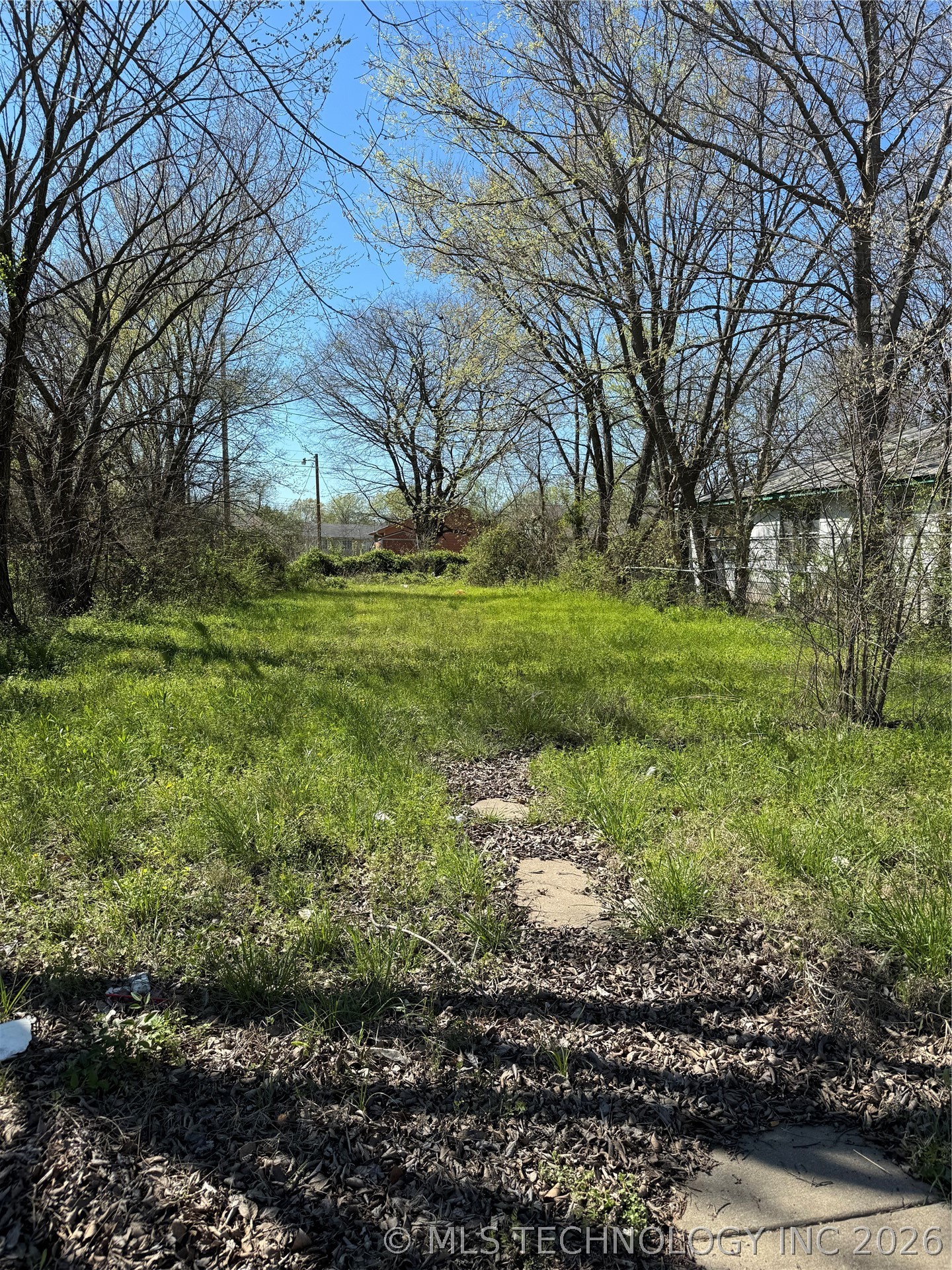 1020 N Wood Drive Property Photo 1