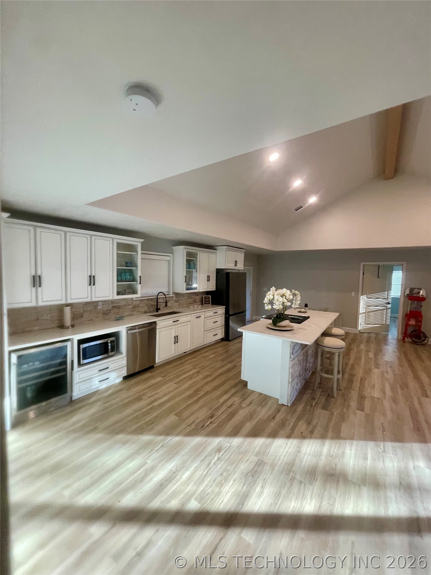 893 Vernon Road Property Photo 16