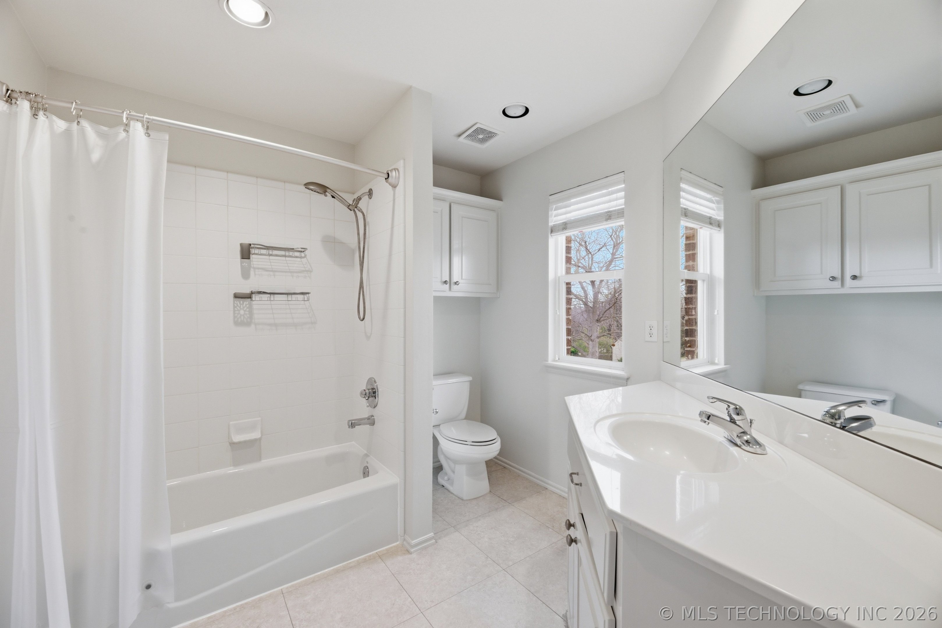 1501 E Fairview Avenue Property Photo 32