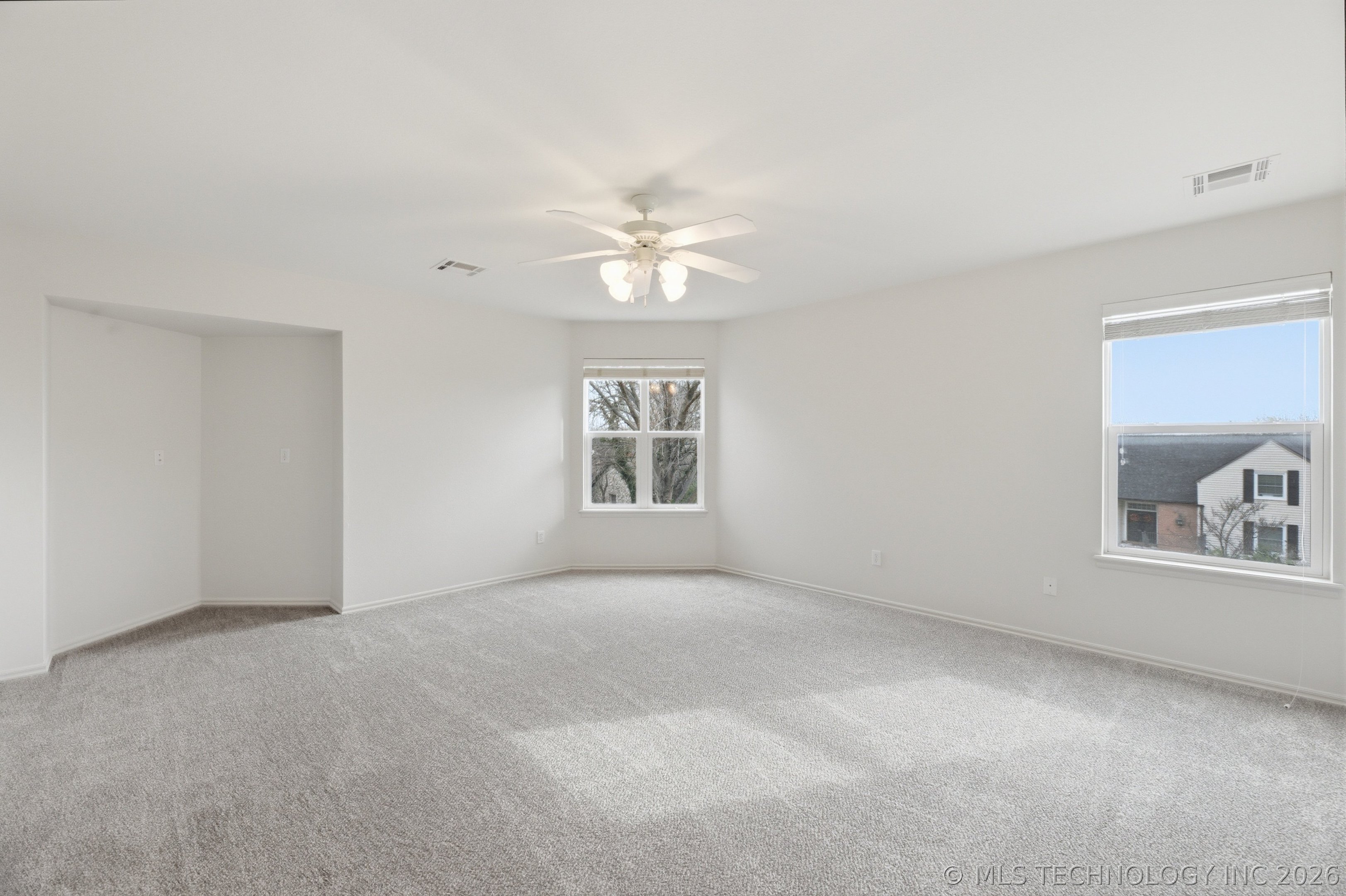 1501 E Fairview Avenue Property Photo 33
