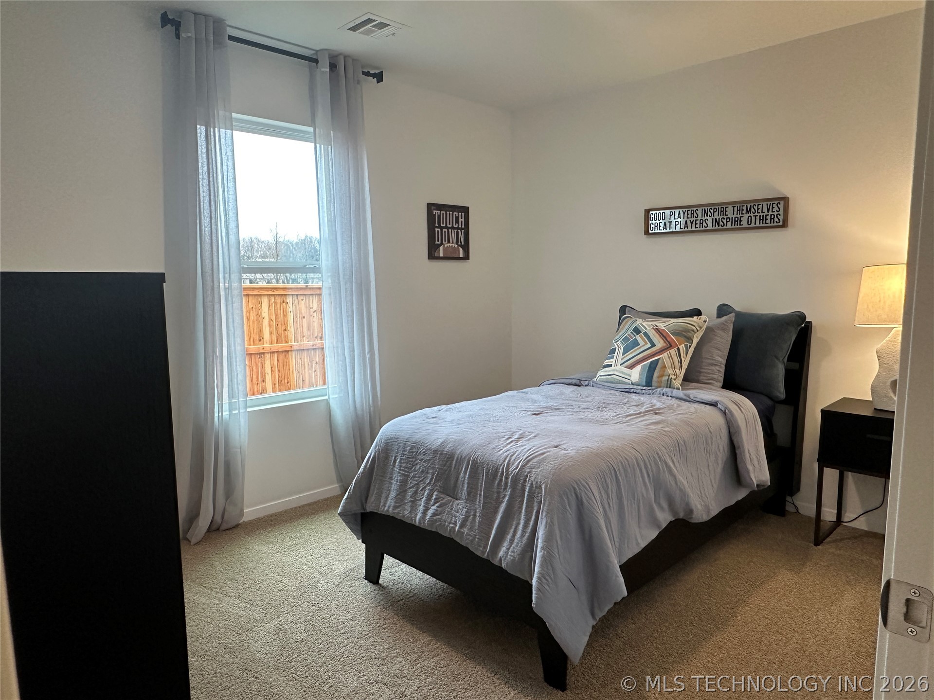 15711 Draft Street Property Photo 13