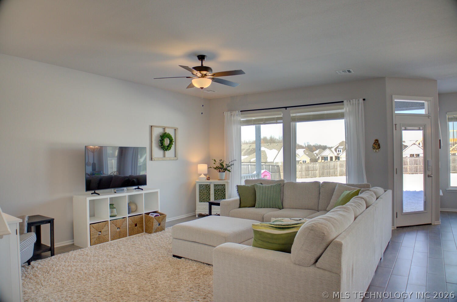 814 Honolulu Place Property Photo 10