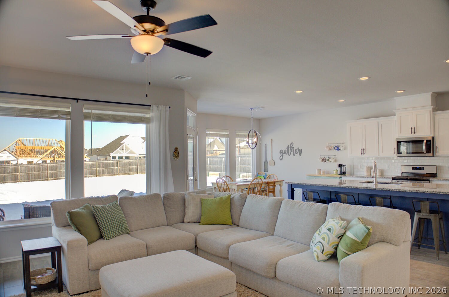 814 Honolulu Place Property Photo 12