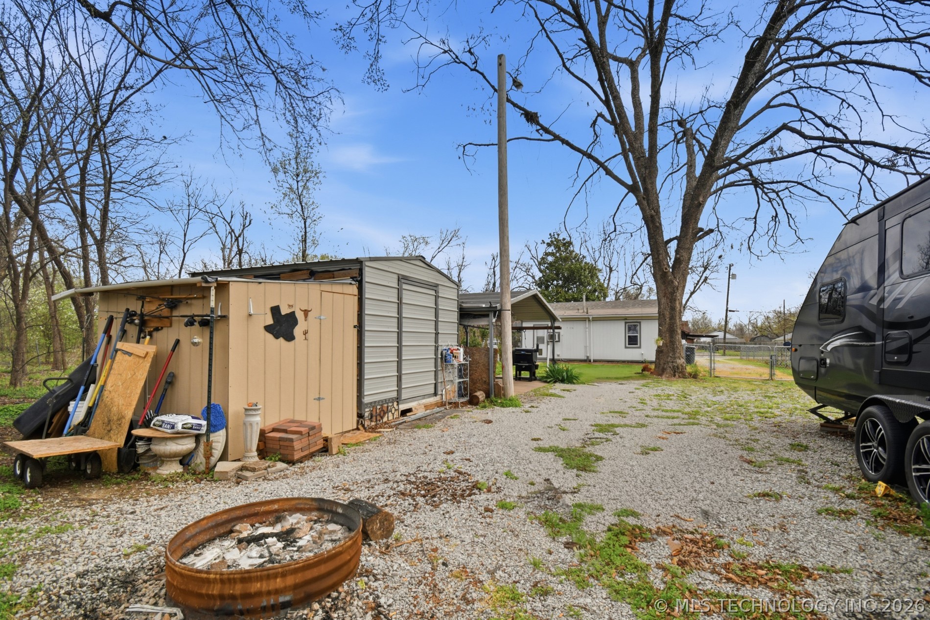 14 N 50th West Avenue Property Photo 35