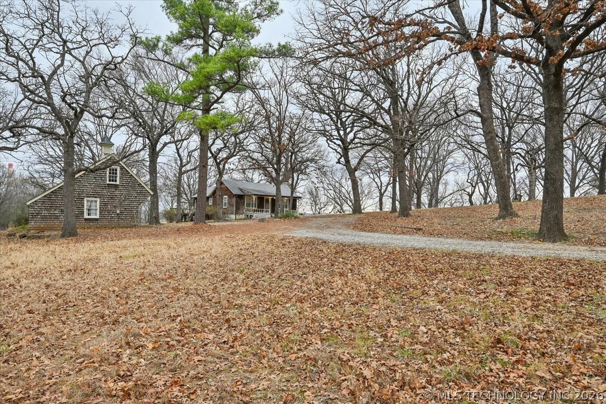 11900 S 18th Street Property Photo 3