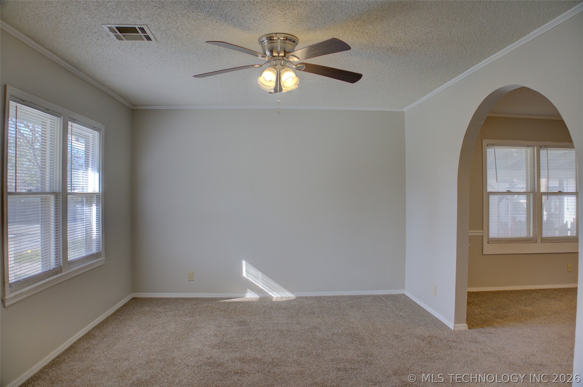 1325 S Delaware Avenue Property Photo 8