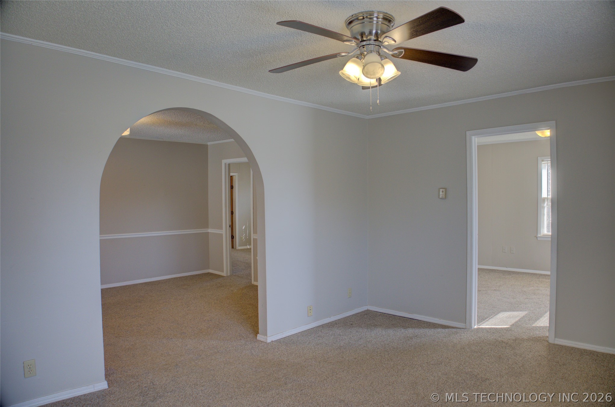 1325 S Delaware Avenue Property Photo 10