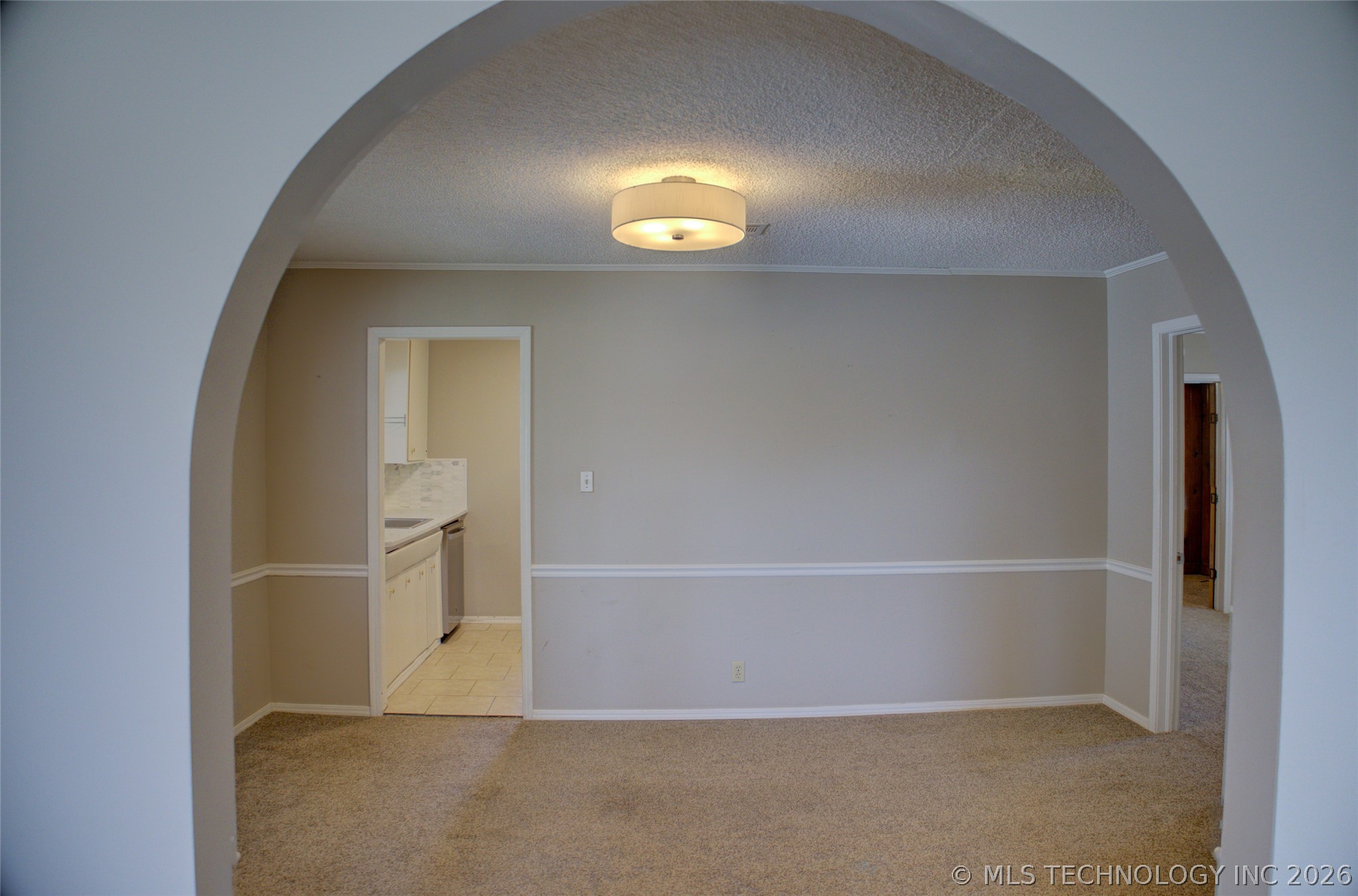 1325 S Delaware Avenue Property Photo 11