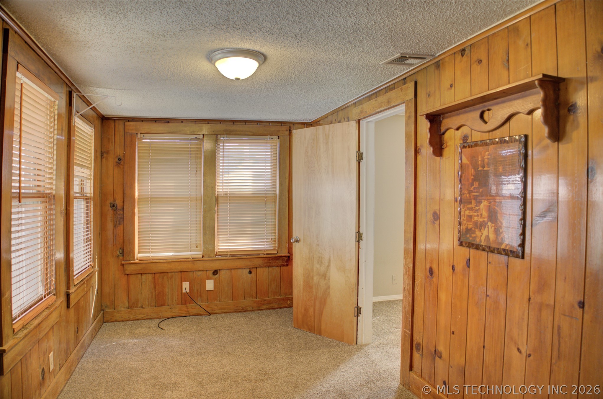 1325 S Delaware Avenue Property Photo 26