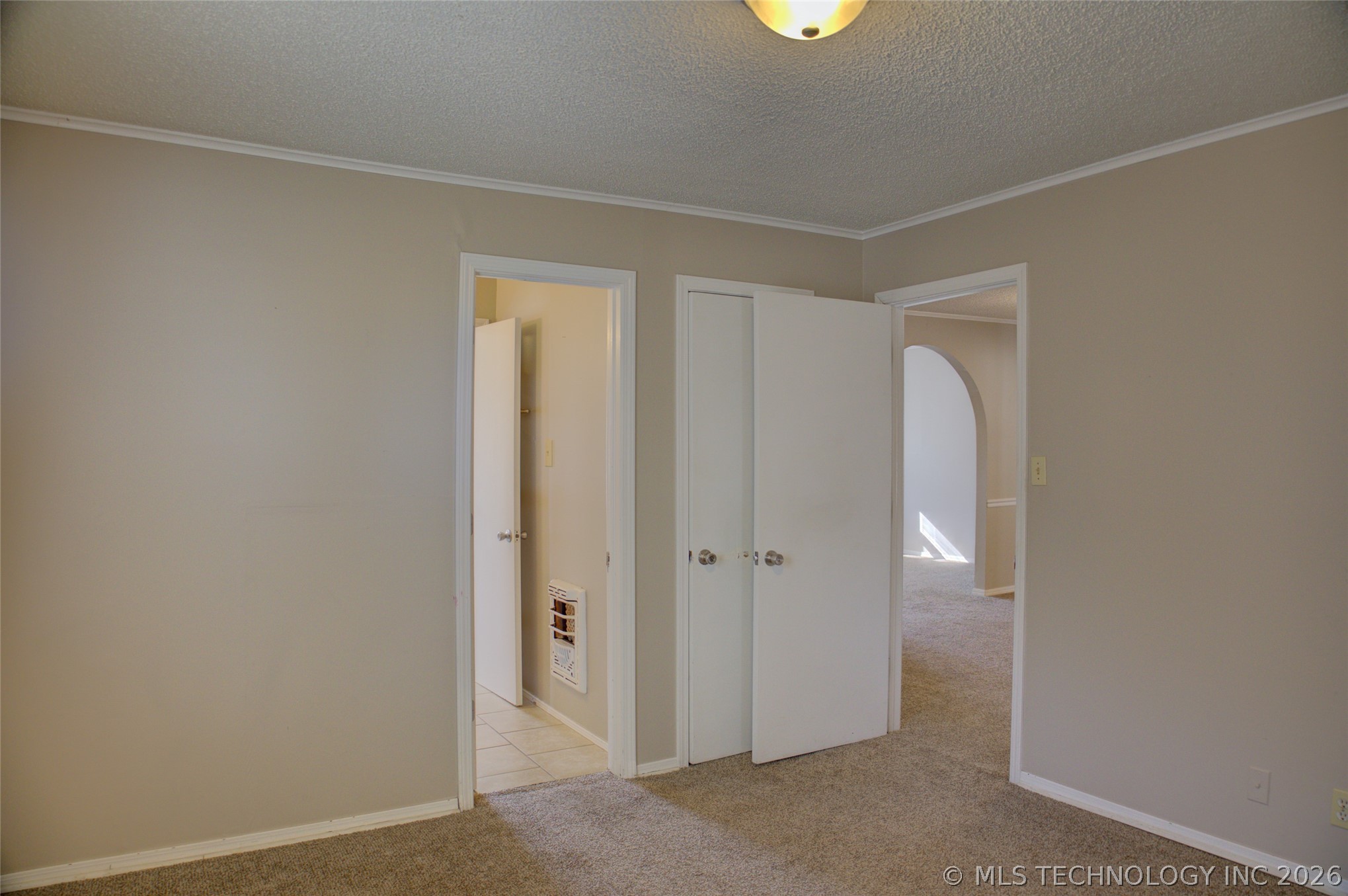 1325 S Delaware Avenue Property Photo 32