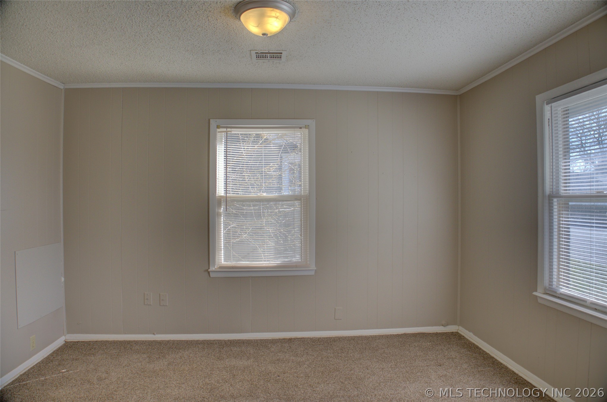 1325 S Delaware Avenue Property Photo 35