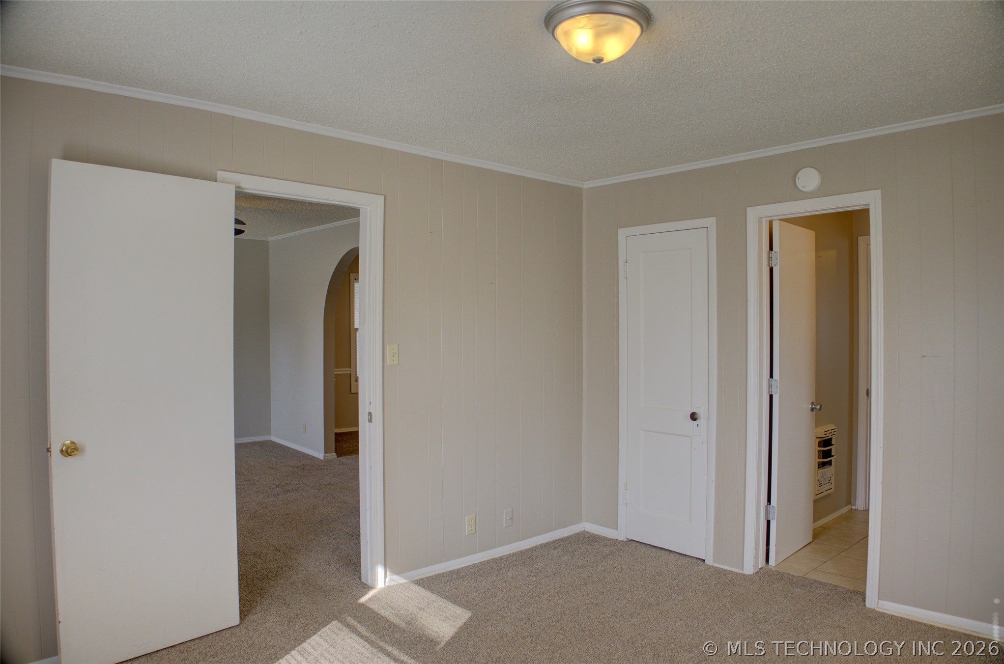 1325 S Delaware Avenue Property Photo 38