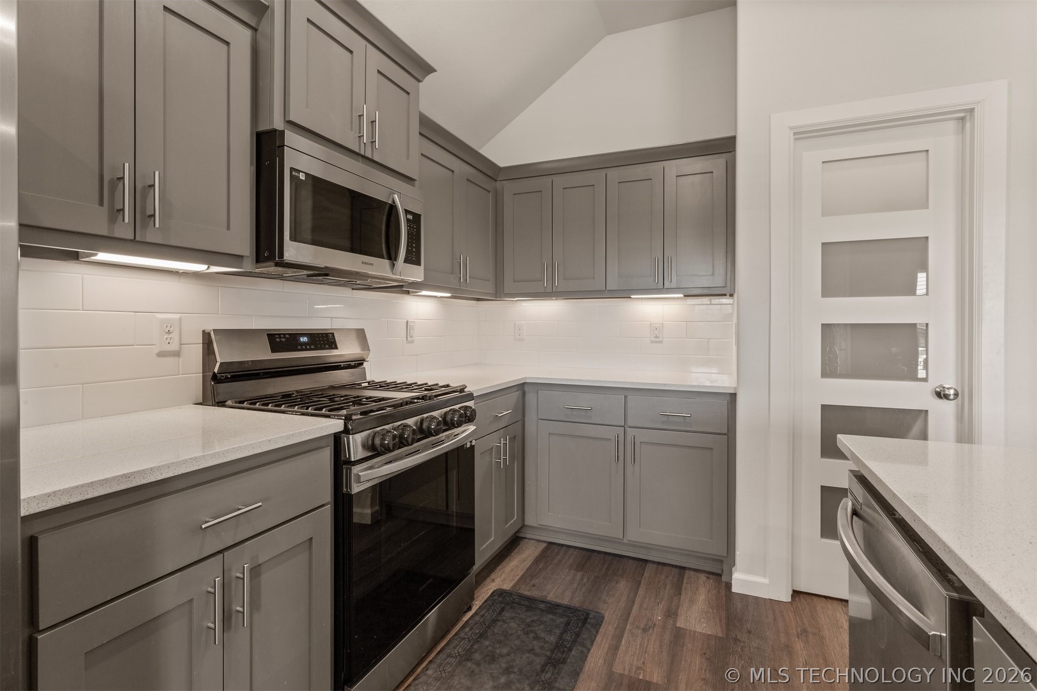 10930 S 274th East Avenue Property Photo 13