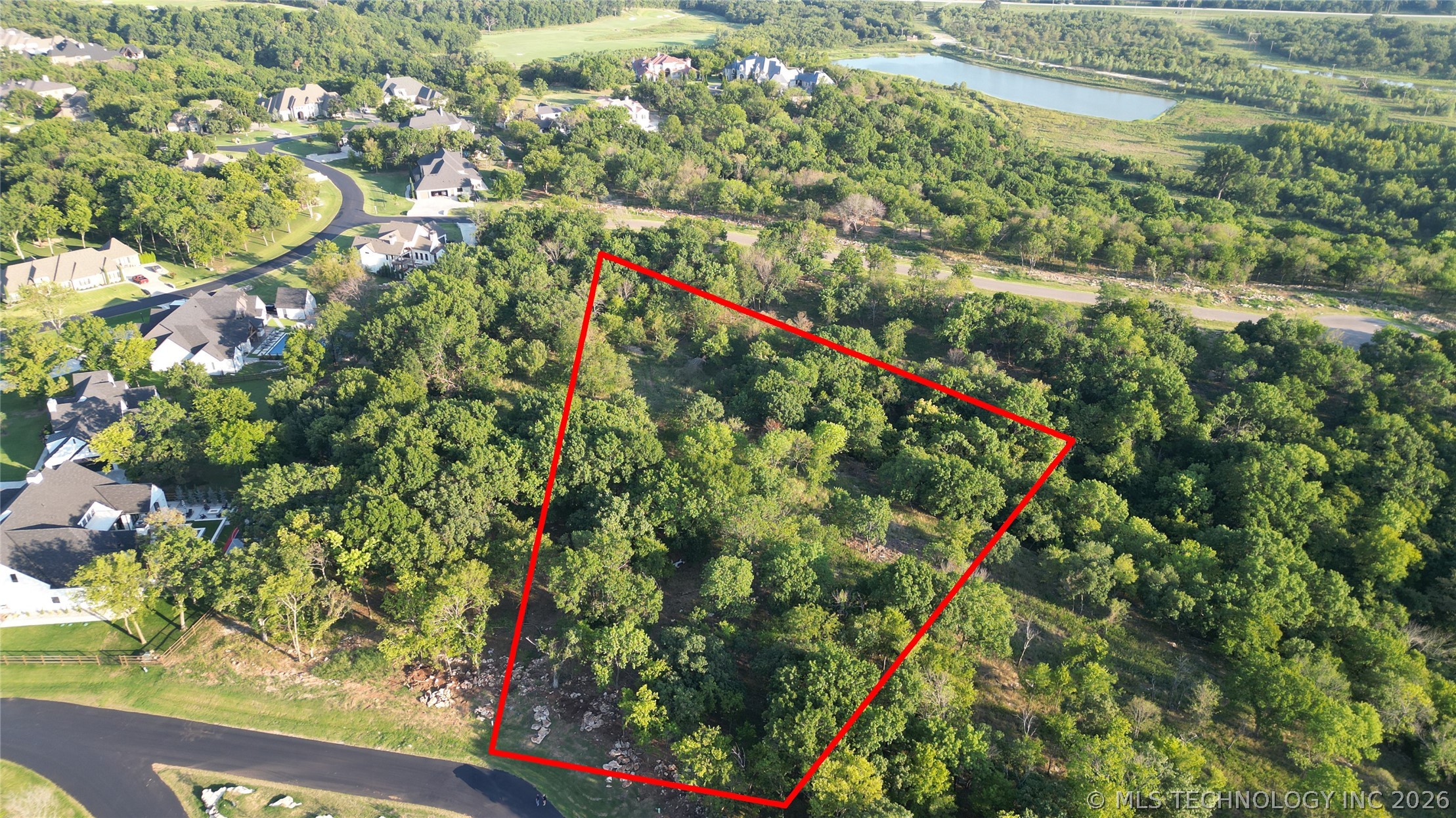 17702 E Falcon Pass Property Photo 3