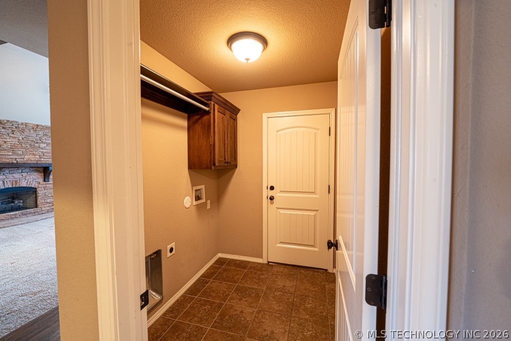 18838 E 47th Street Property Photo 22
