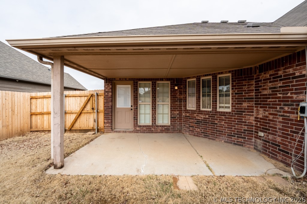 18838 E 47th Street Property Photo 23