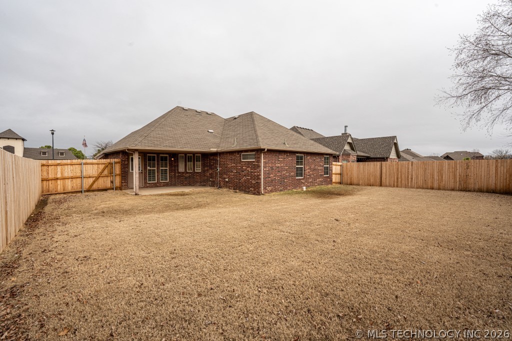 18838 E 47th Street Property Photo 24