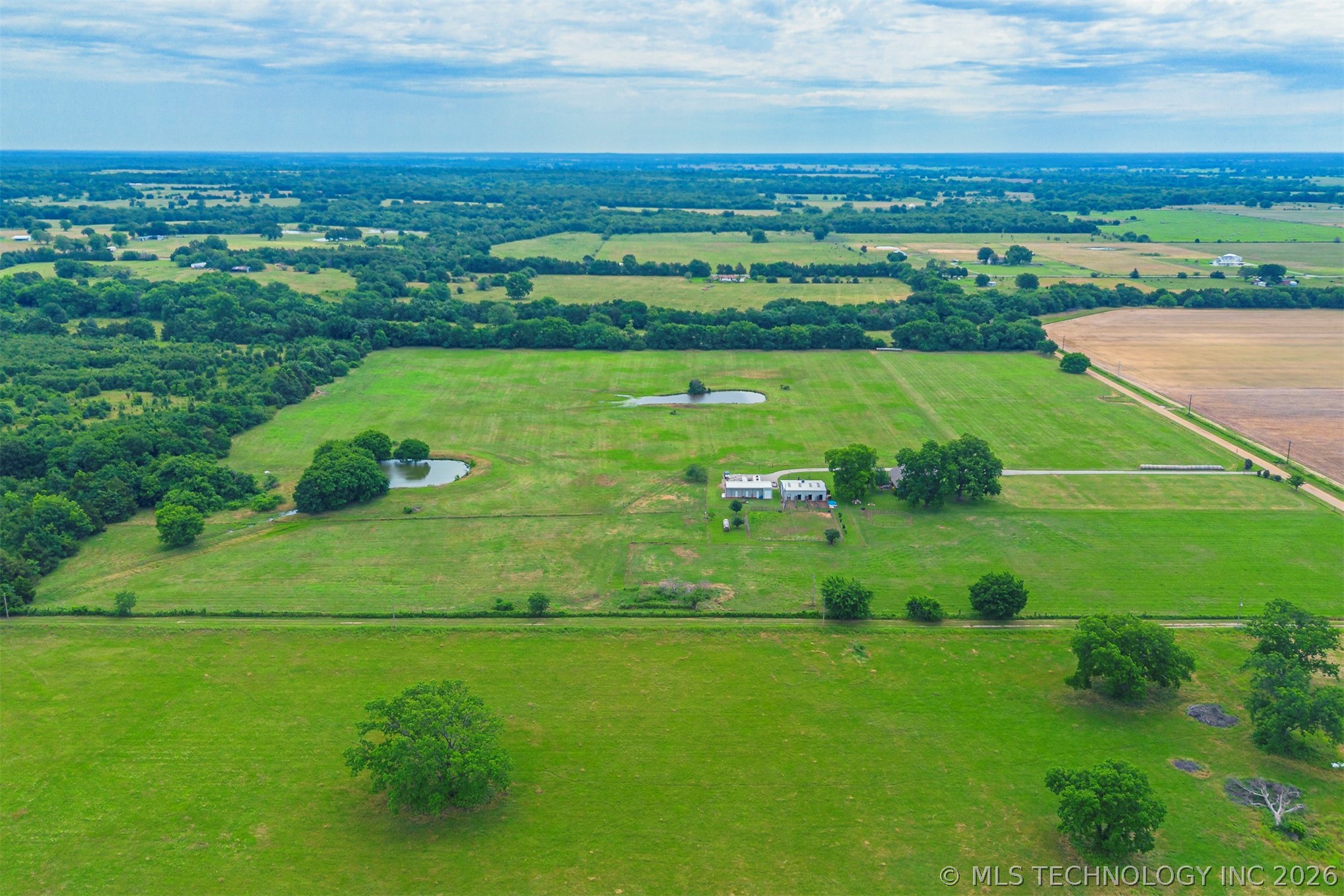 000 Dairy Drive Property Photo 13