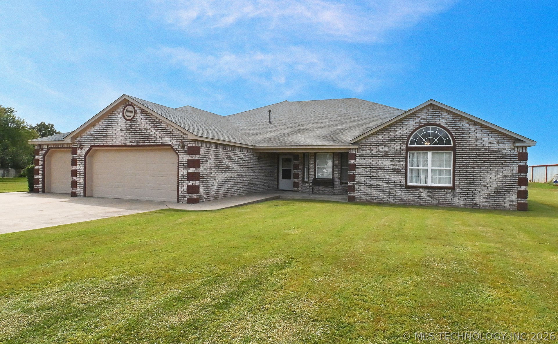 501 S 64th Street W Property Photo 1